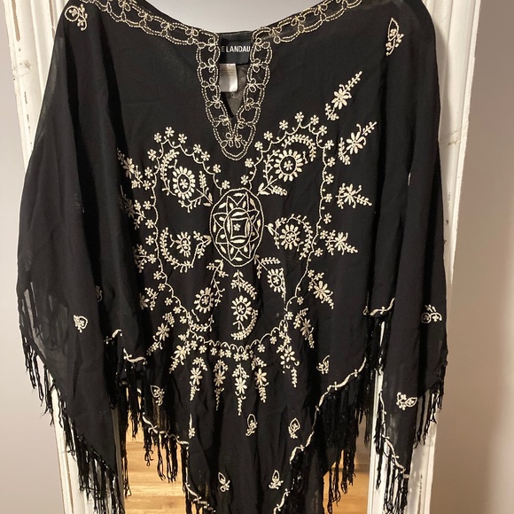 Silk poncho, black with white embroidery - Picture 1 of 1